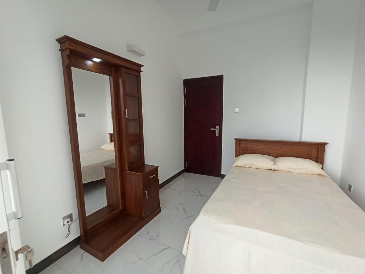 3 Bedroom Fully Furnished Apartment - Vel Residencies Colombo Exterior photo